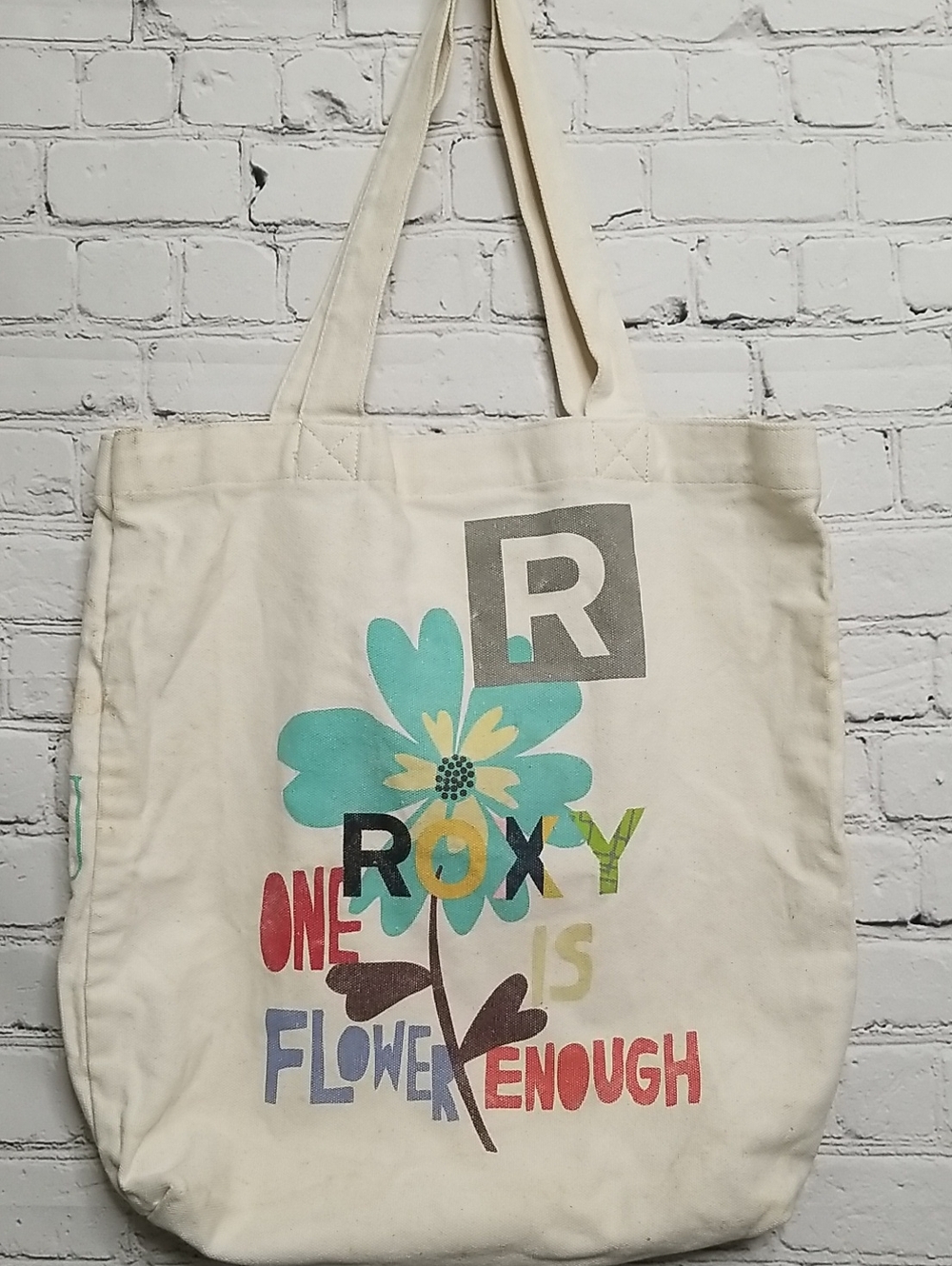Vintage ROXY canvas tote bag has velcro closure Good Condition